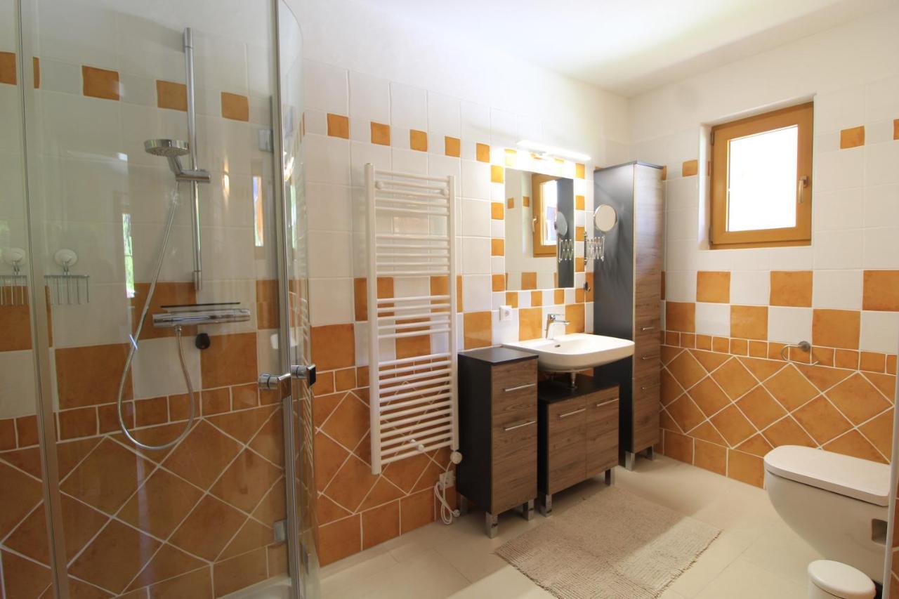 Fewo Kitz - Ski-To-Door Apartment Bad Kleinkirchheim Bagian luar foto